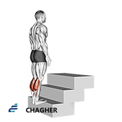 ساق پا روی staircase ایستاده با وزن بدن